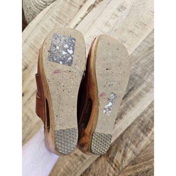 QualiCraft Brown Leather Clogs 5B Made in Brazil Vintage 1970s Wooden Soles - Picture 9 of 9